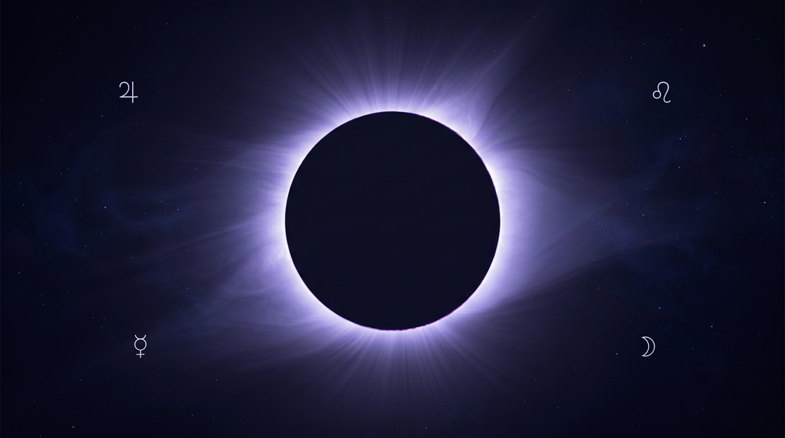 Eclipse solar total con su anillo de corona brillando alrededor del disco oscuro